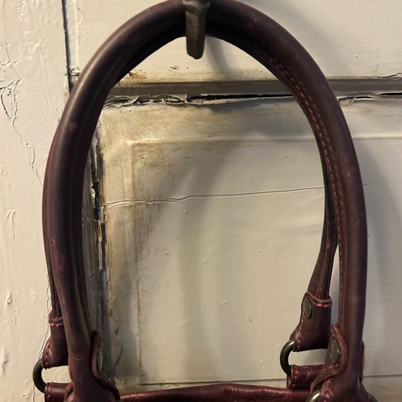 Frye - Picture 4 of 4